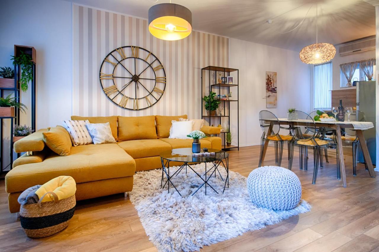 Apartments Dubra Komiza Luaran gambar