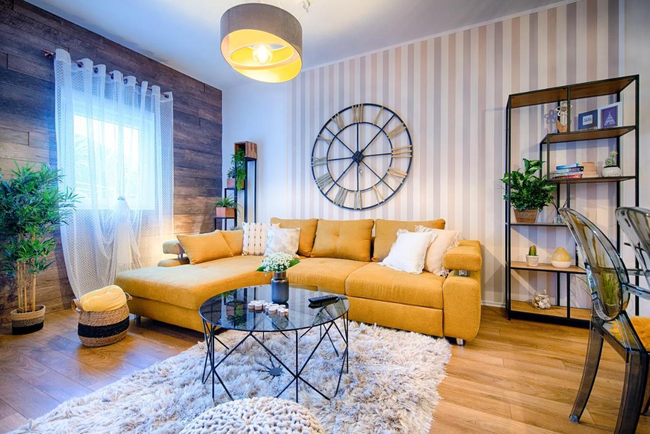 Apartments Dubra Komiza Luaran gambar
