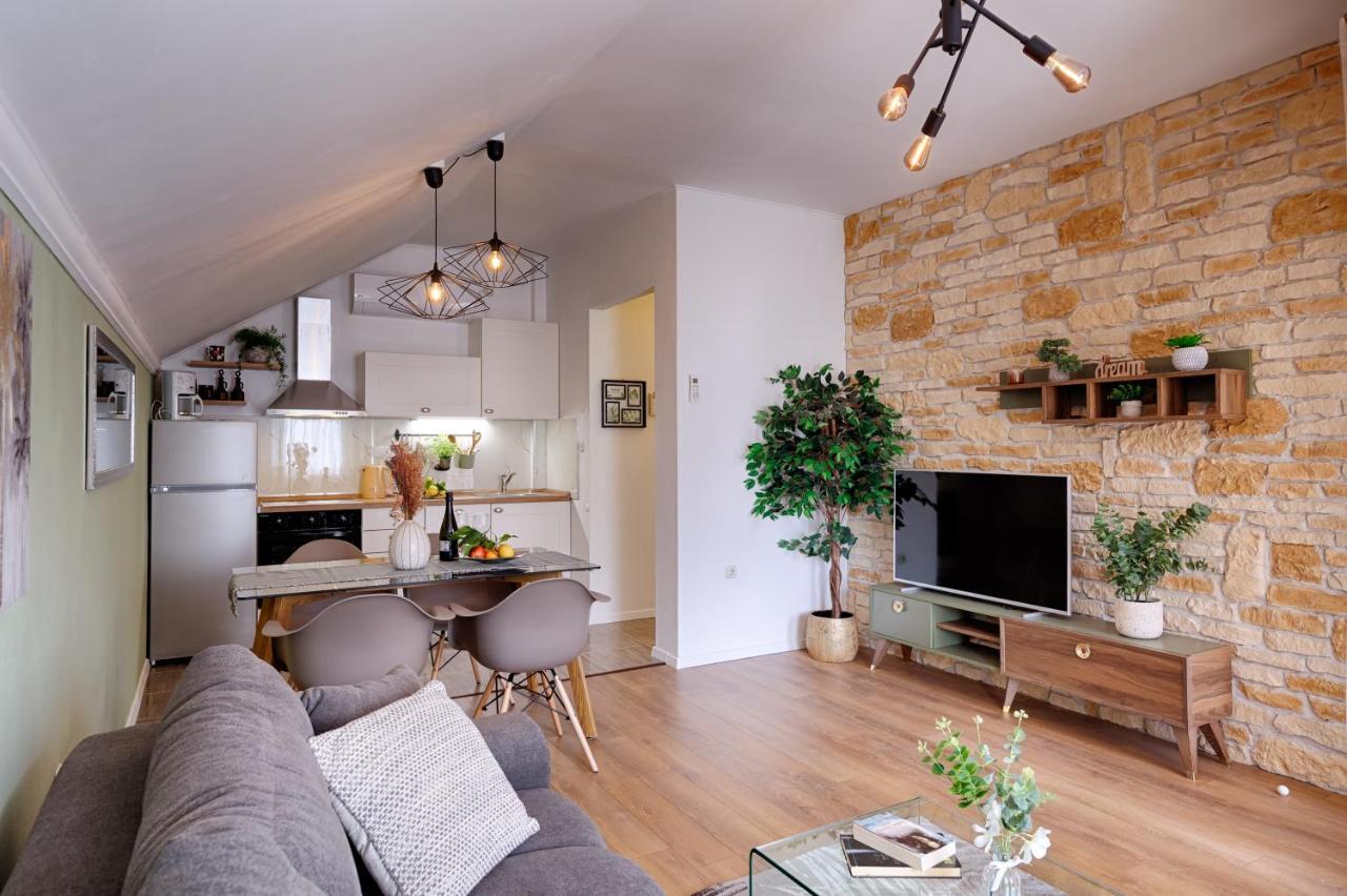 Apartments Dubra Komiza Luaran gambar