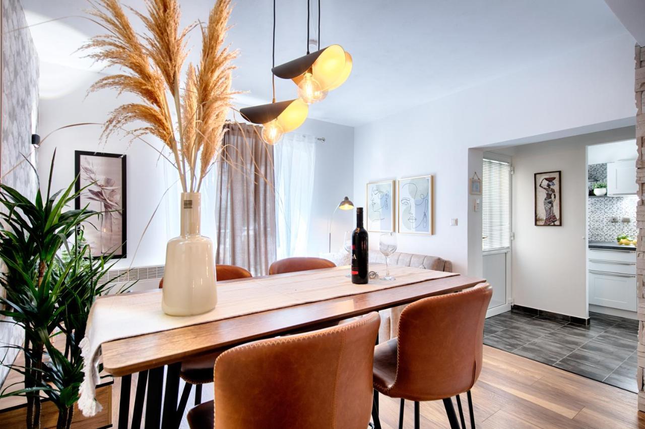 Apartments Dubra Komiza Luaran gambar